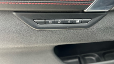 Land Rover Discovery Sport 2.0 P250 R-Dynamic HSE 5dr Auto Petrol Station Wagon